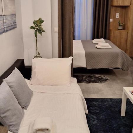 Domus City Apartment With Wonderful Balcony 塞萨洛尼基 外观 照片