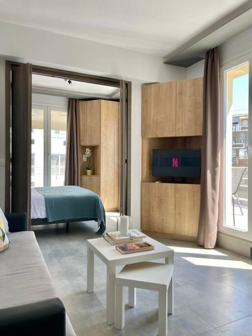 Domus City Apartment With Wonderful Balcony 塞萨洛尼基 外观 照片
