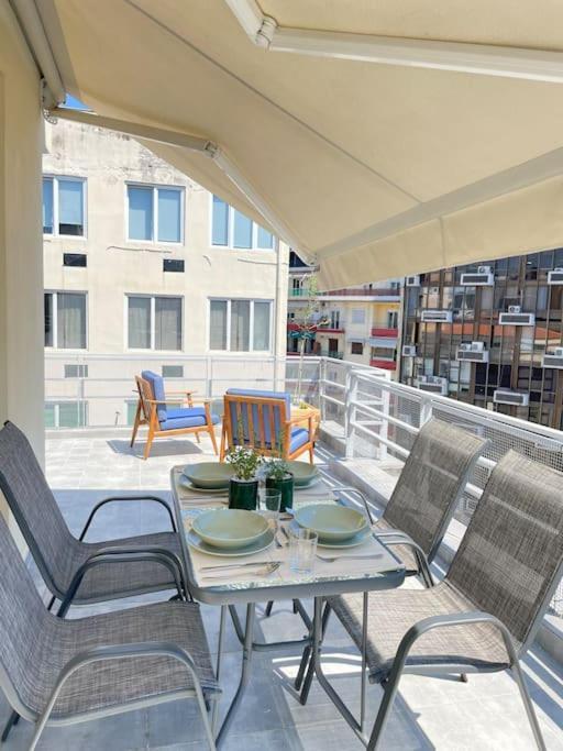 Domus City Apartment With Wonderful Balcony 塞萨洛尼基 外观 照片