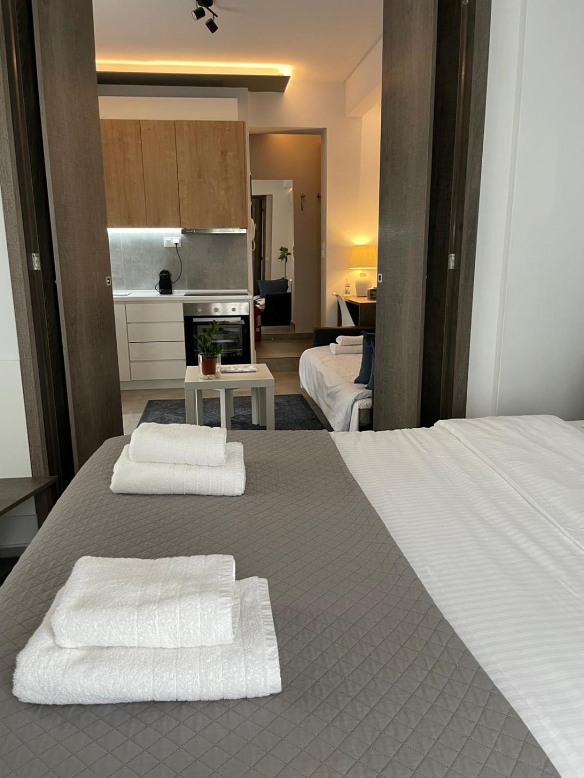 Domus City Apartment With Wonderful Balcony 塞萨洛尼基 外观 照片